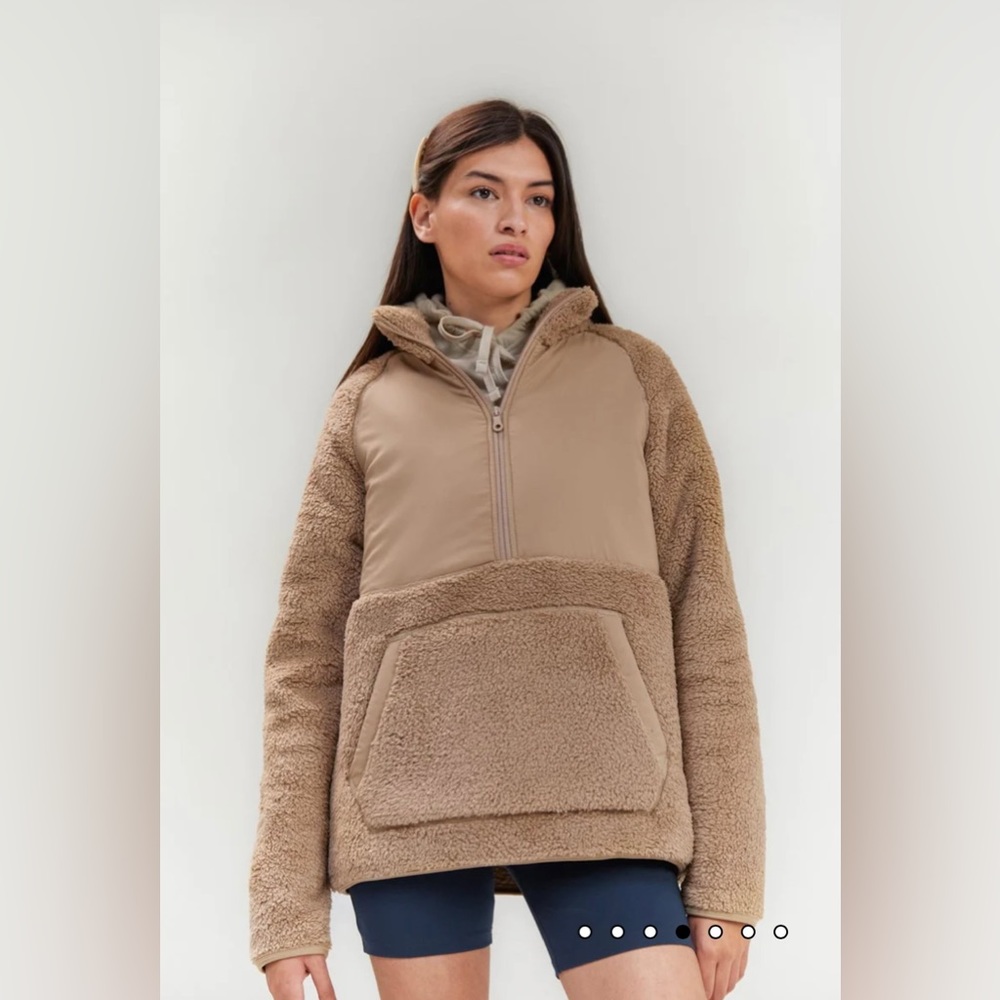 Girlfriend collective mushroom everyone half-zip fleece